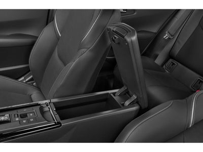 2027 Toyota Prius XLE (Natl)