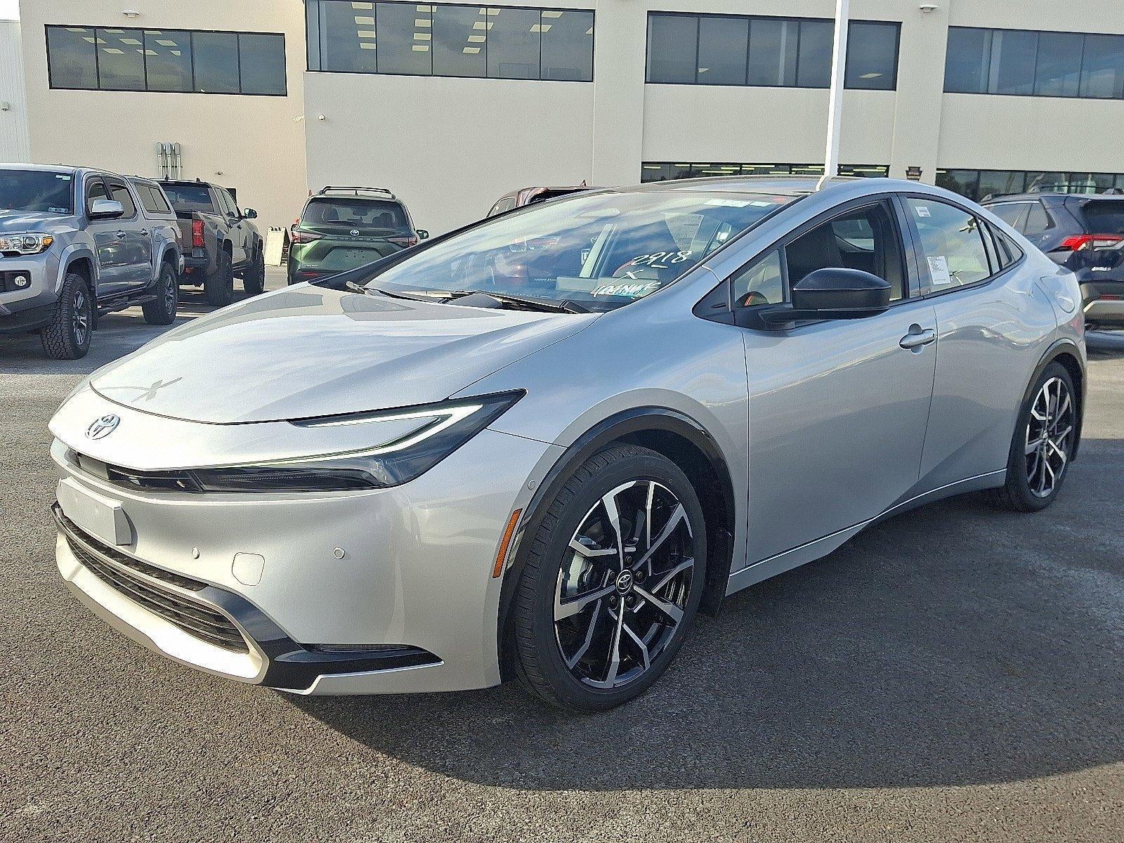 2026 Toyota Prius Plug-In Hybrid XSE Premium (Natl)