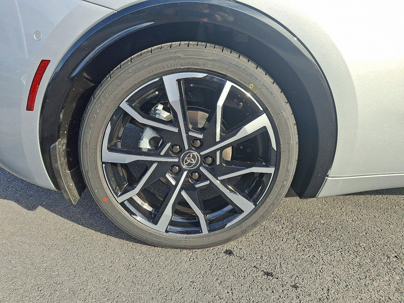 2026 Toyota Prius Plug-In Hybrid XSE Premium (Natl)