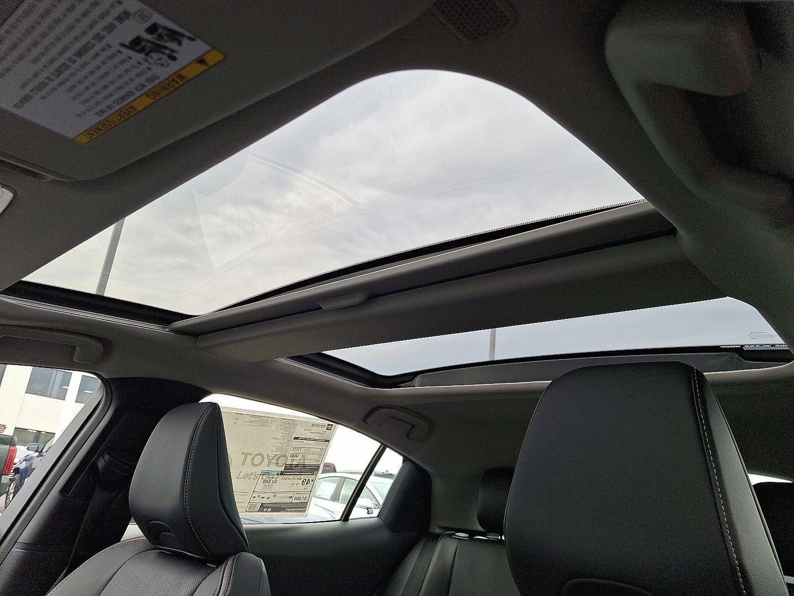 2026 Toyota Prius LE AWD (Natl)