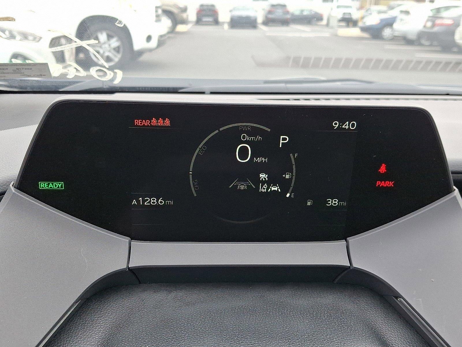 2026 Toyota Prius LE AWD (Natl)