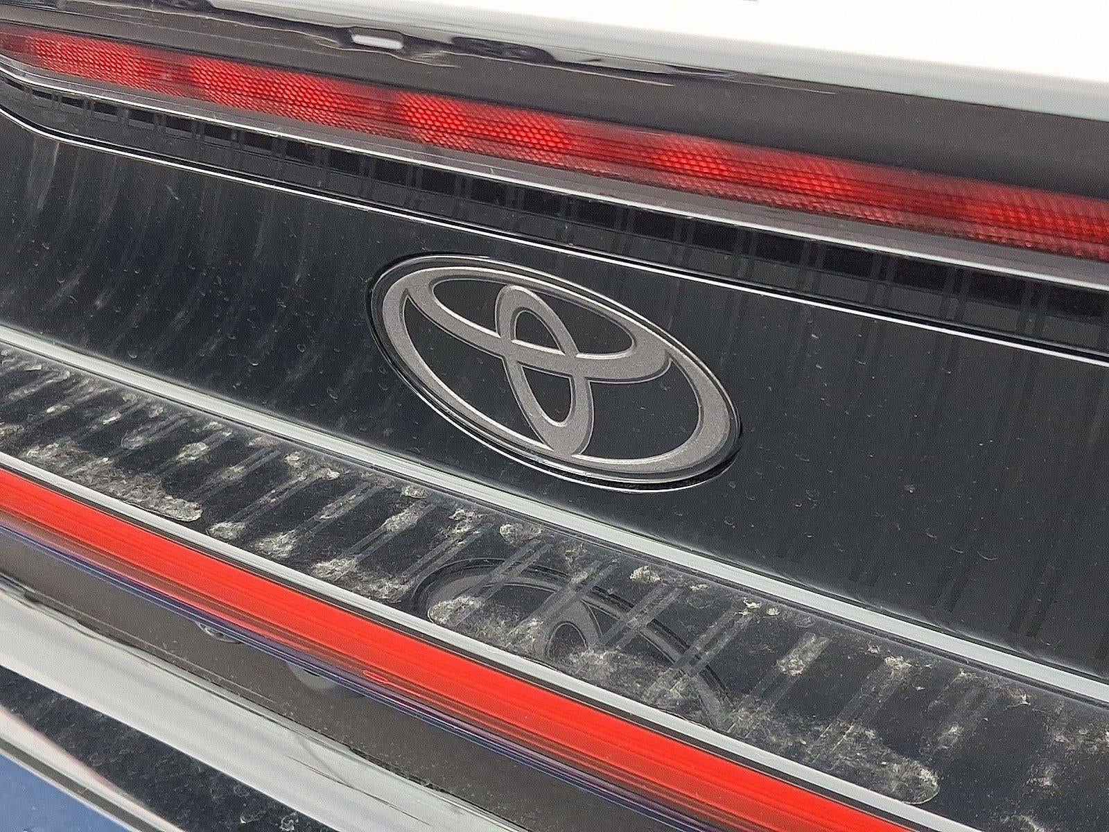 2026 Toyota Prius LE AWD (Natl)