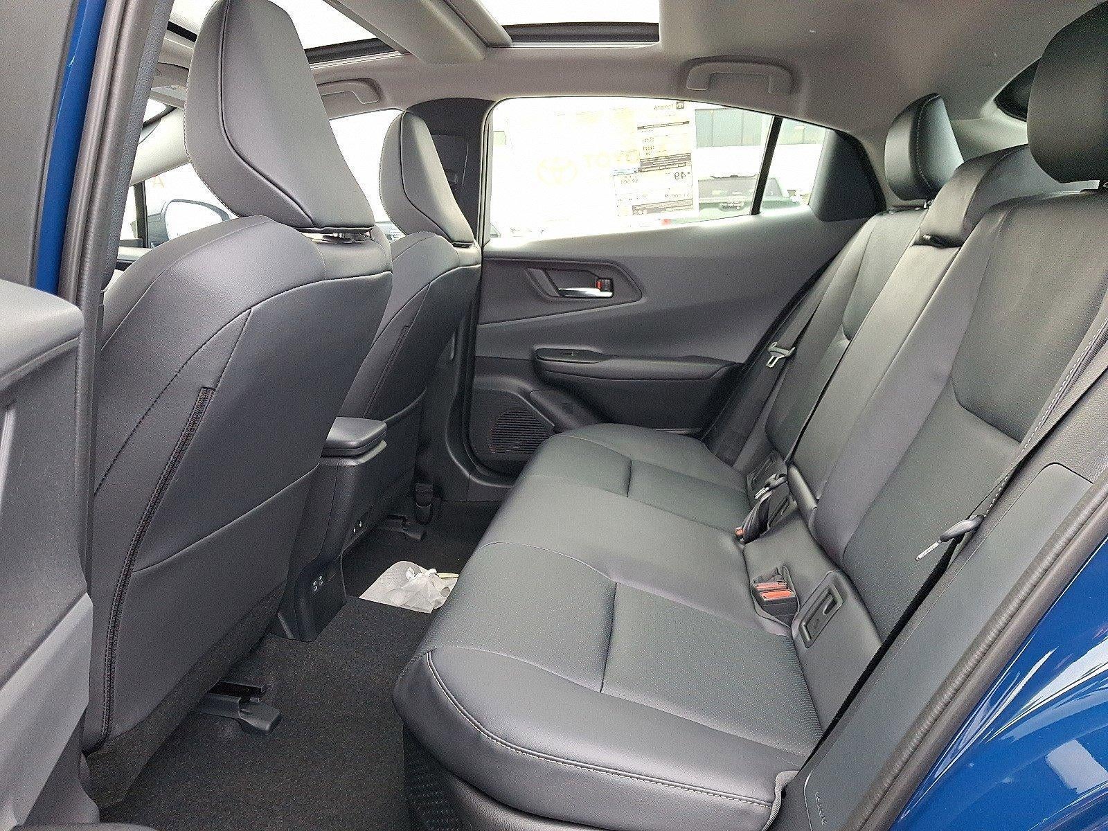 2026 Toyota Prius LE AWD (Natl)