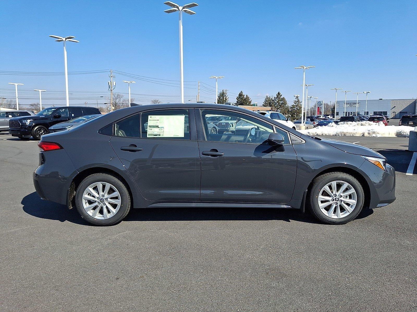 2026 Toyota Corolla Hybrid LE FWD (Natl)