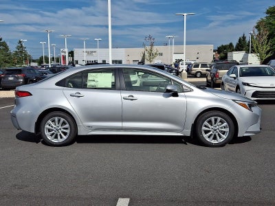 2026 Toyota Corolla Hybrid LE AWD (Natl)