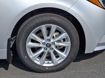 2026 Toyota Corolla Hybrid LE AWD (Natl)