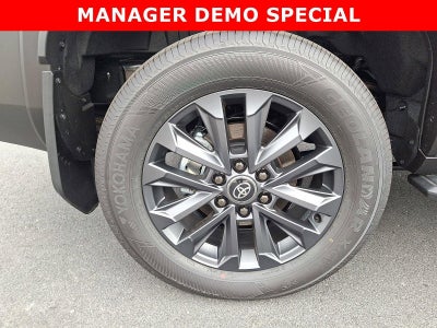 2025 Toyota Land Cruiser 4WD (GS)