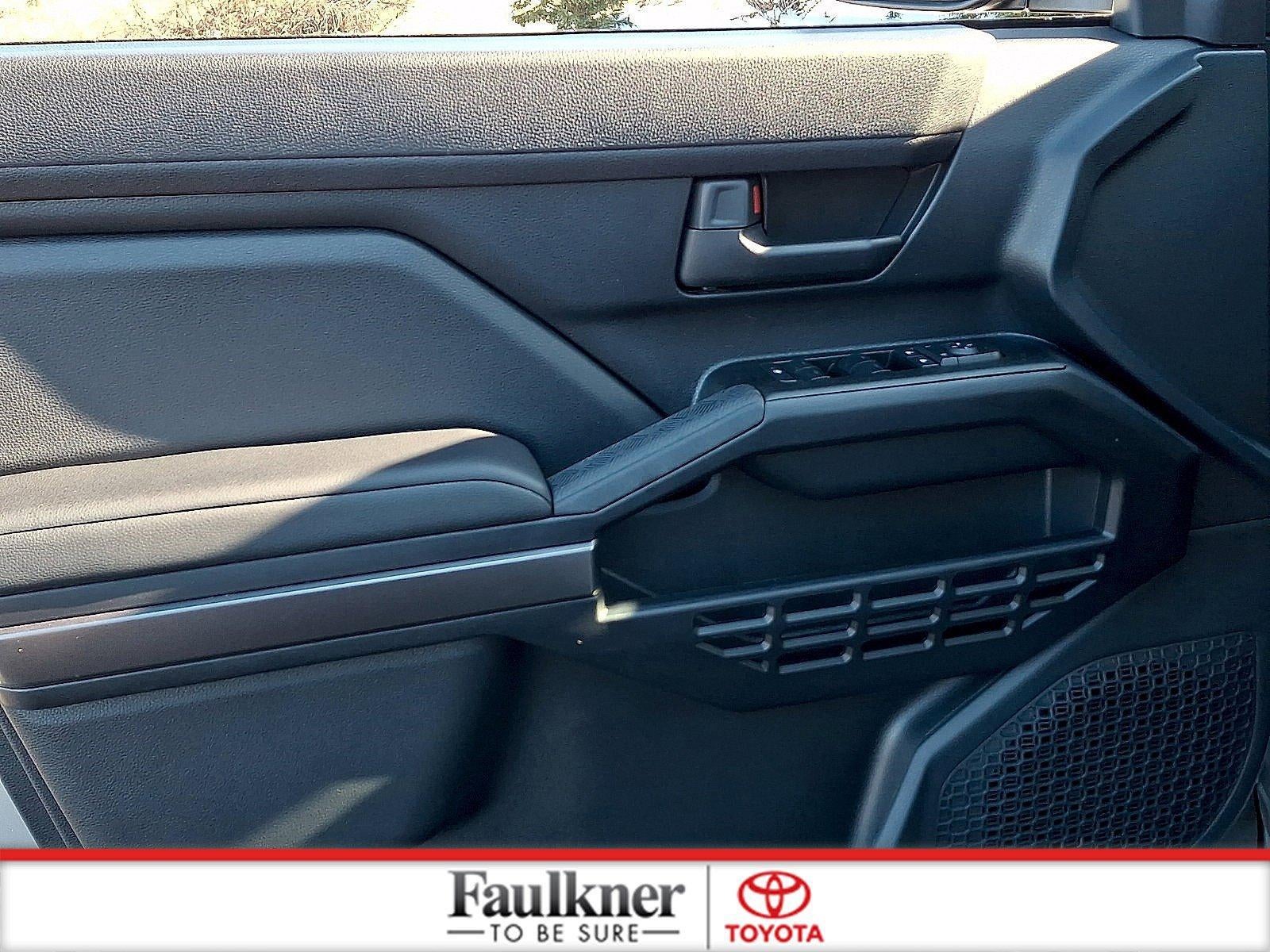 2025 Toyota 4Runner SR5 4WD (GS)