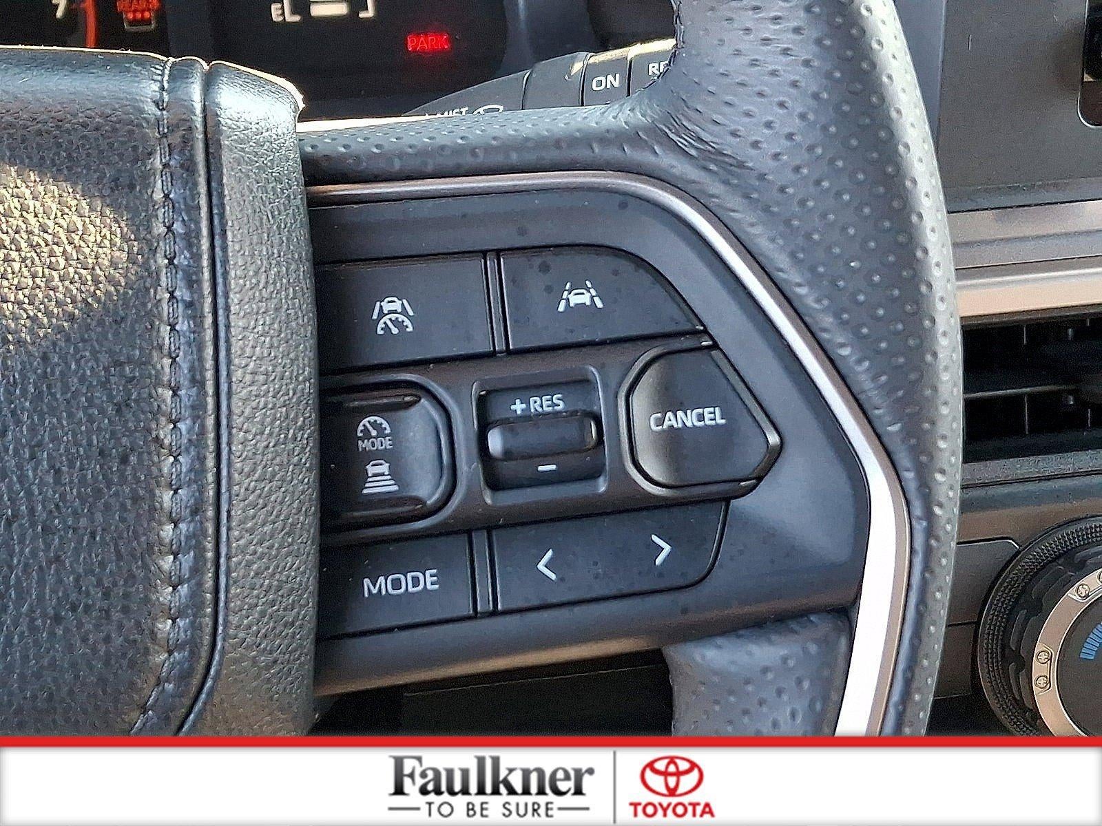 2025 Toyota 4Runner SR5 4WD (GS)