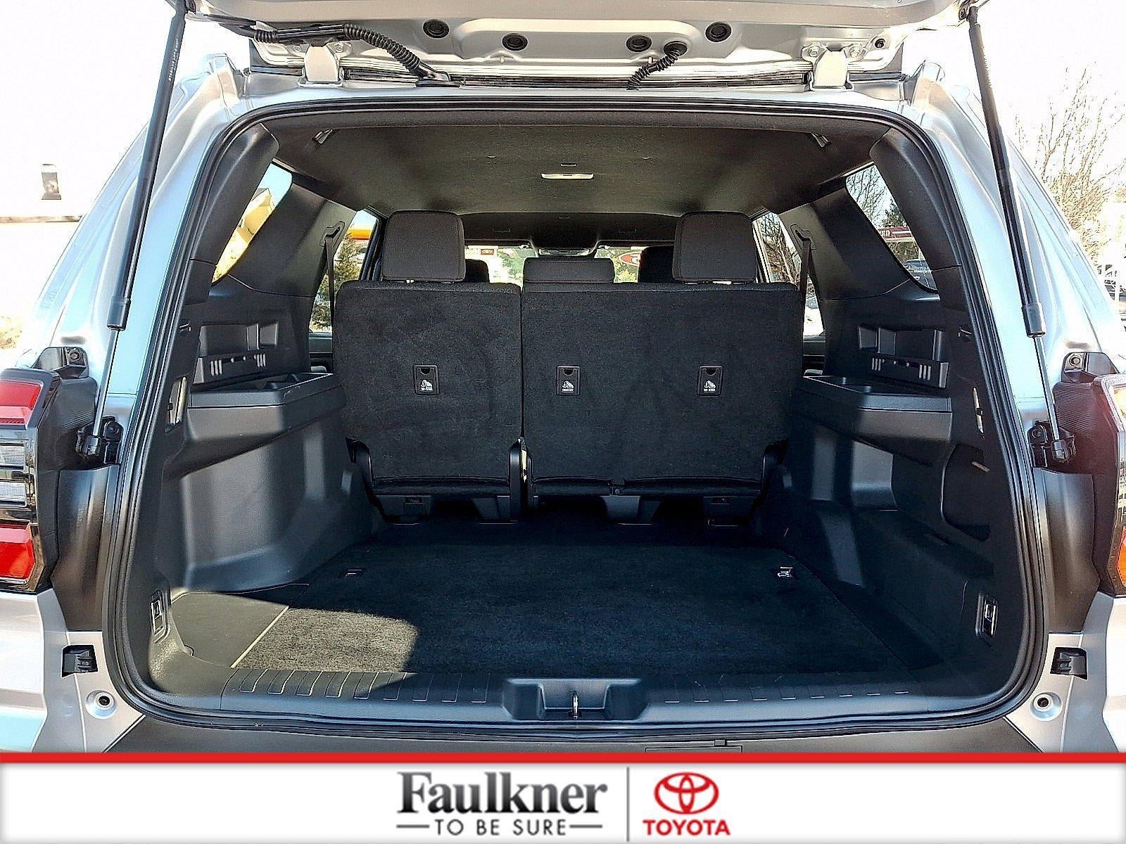 2025 Toyota 4Runner SR5 4WD (GS)