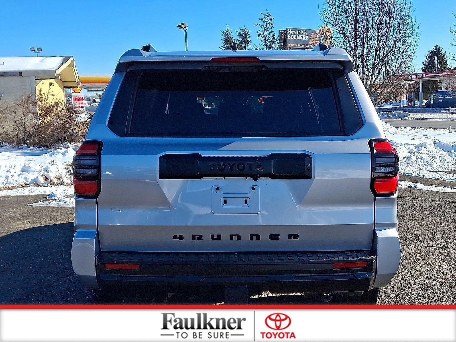 2025 Toyota 4Runner SR5 4WD (GS)
