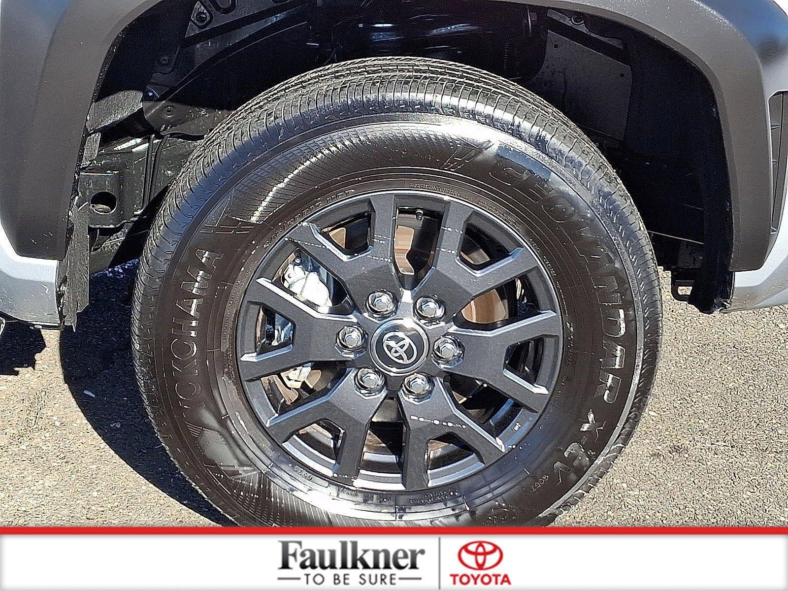 2025 Toyota 4Runner SR5 4WD (GS)