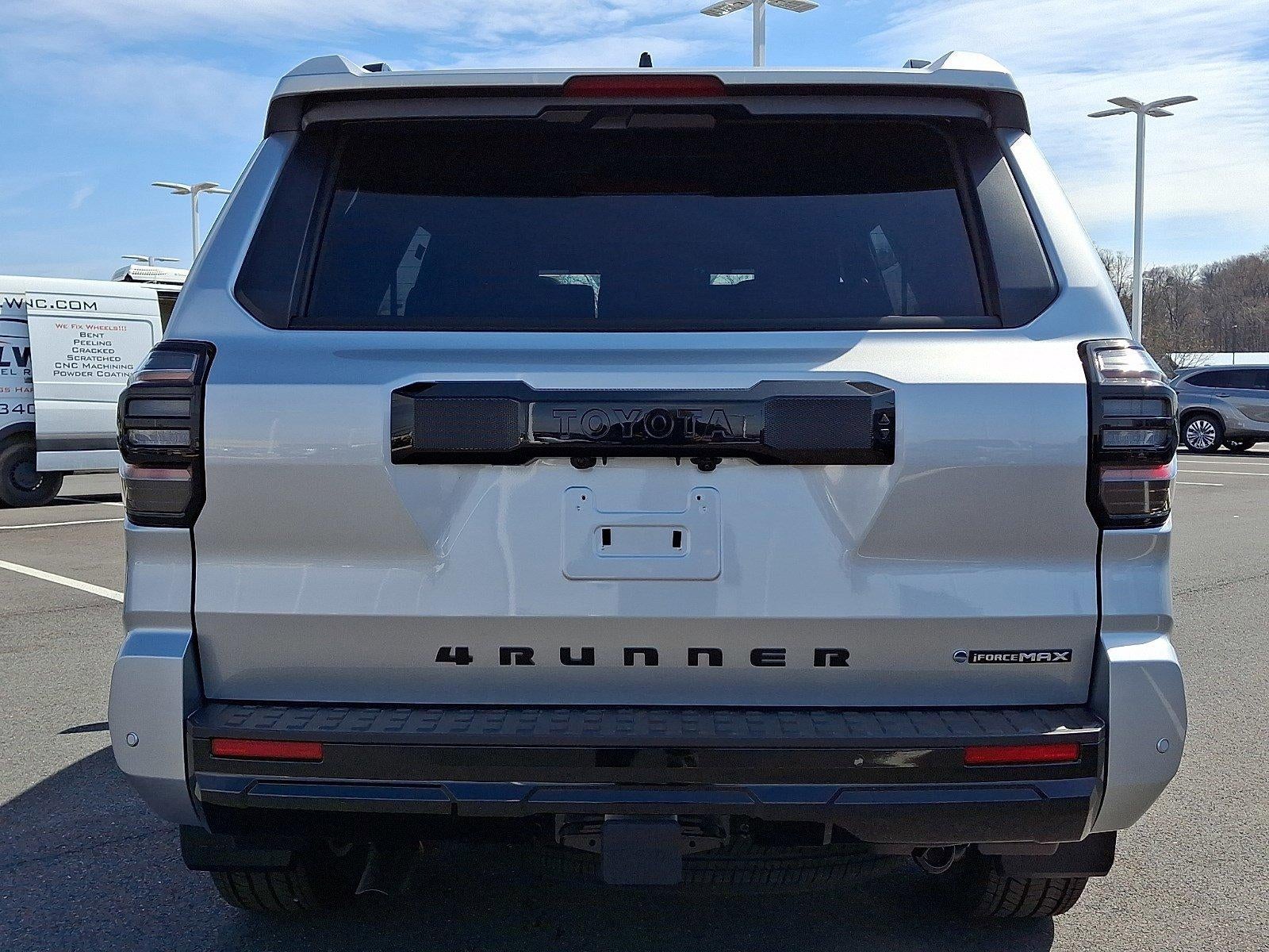 2026 Toyota 4Runner Hybrid Platinum 4WD (Natl)