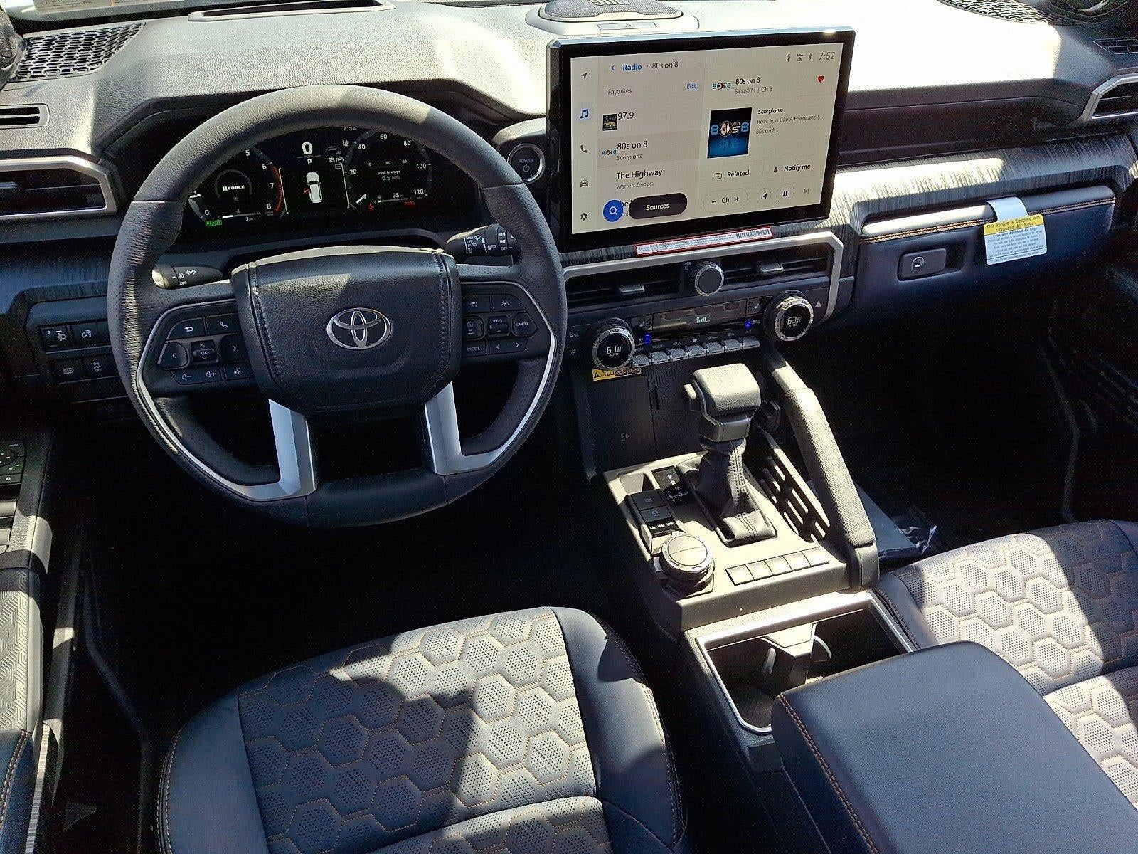 2026 Toyota 4Runner Hybrid Platinum 4WD (Natl)