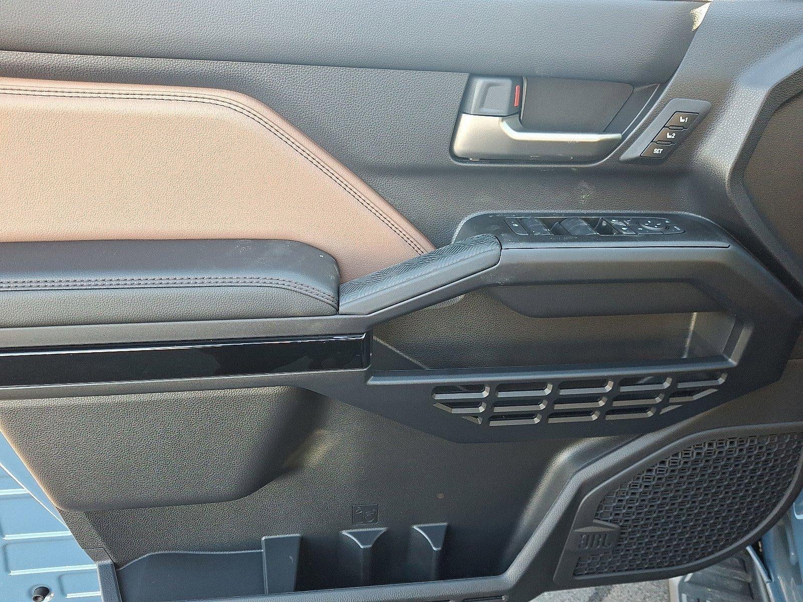 2025 Toyota 4Runner Hybrid TRD Off Road 4WD (Natl)