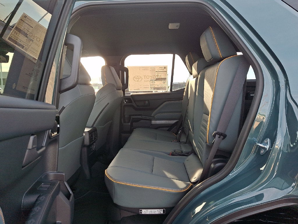 2026 Toyota 4Runner i-FORCE MAX Hybrid Trailhunter