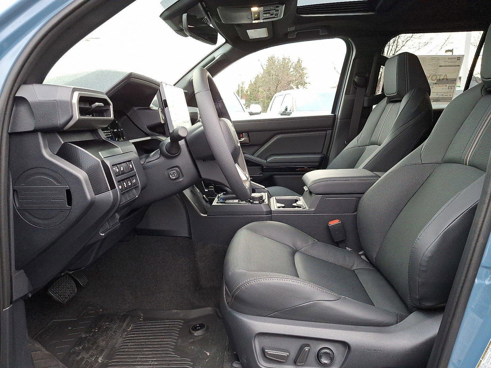 2025 Toyota 4Runner Hybrid Limited 4WD (Natl)