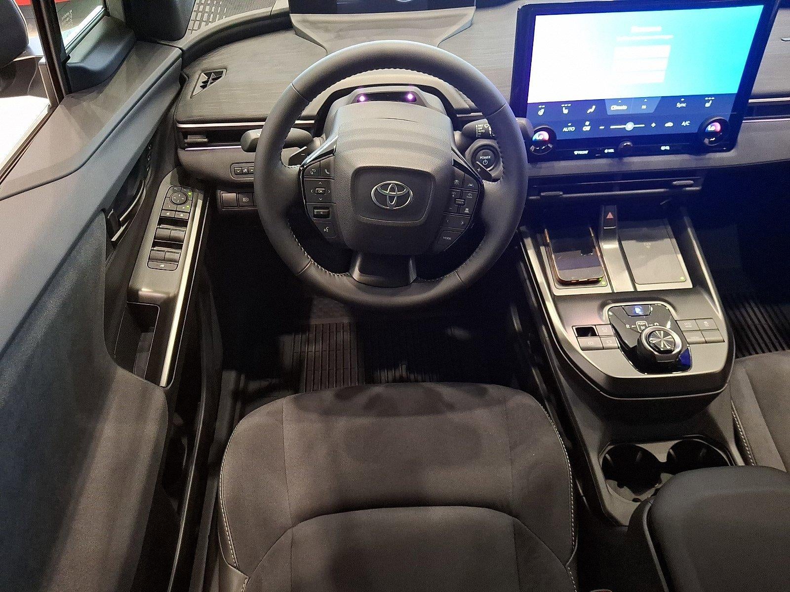 2026 Toyota C-HR XSE AWD (Natl)
