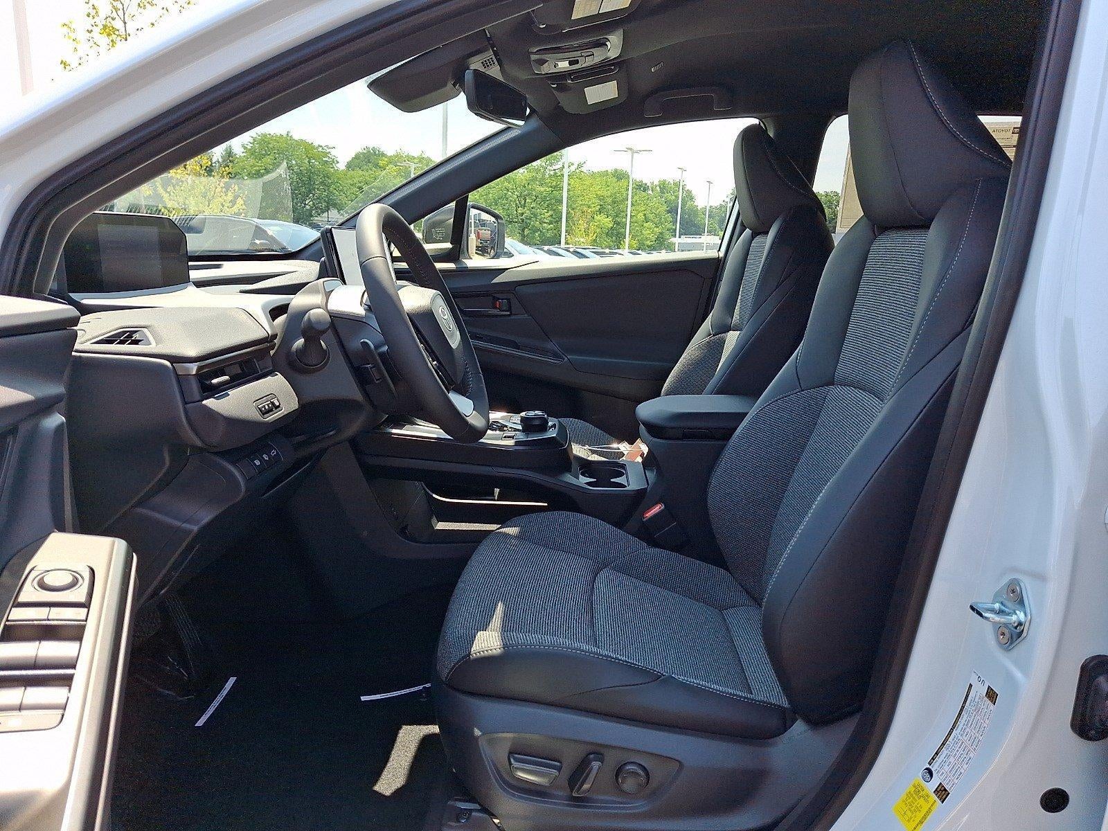 2026 Toyota bZ XLE Plus FWD (Natl)