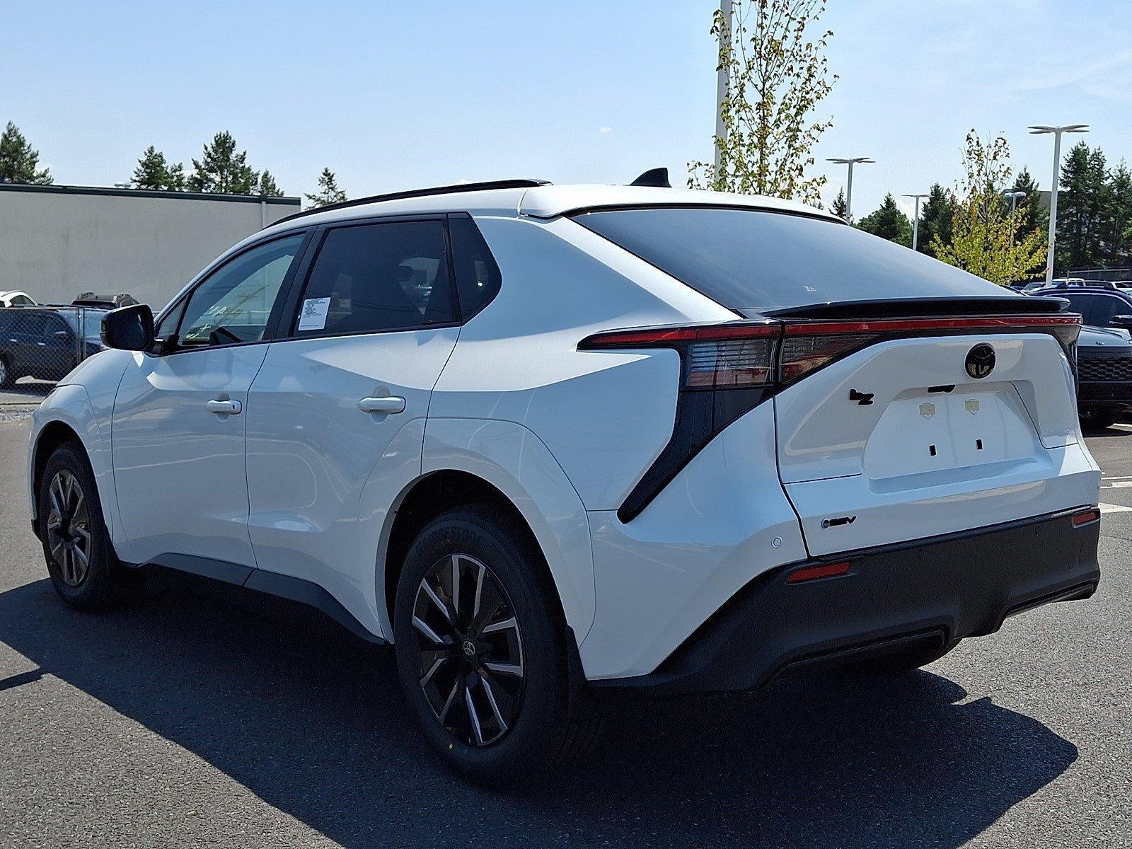 2026 Toyota bZ XLE Plus FWD (Natl)