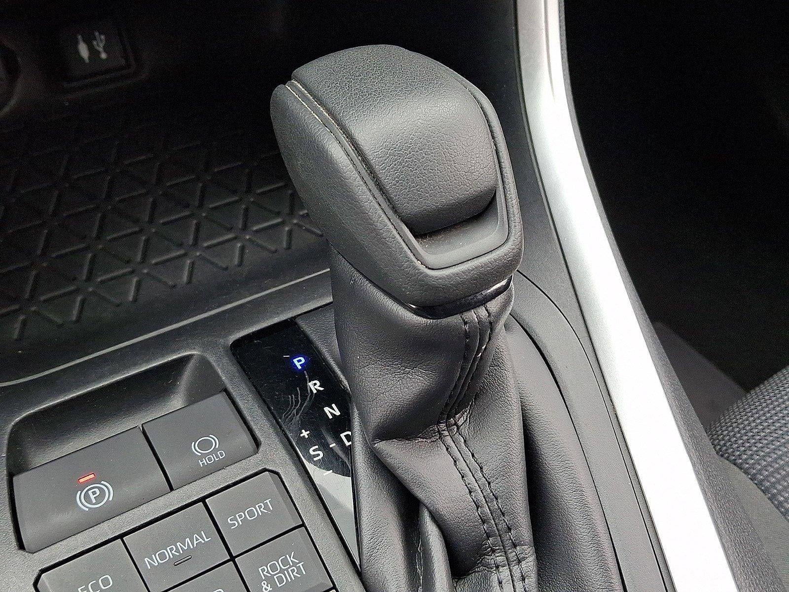 2019 Toyota RAV4 LE AWD (Natl)