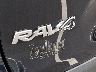 2019 Toyota RAV4 LE AWD (Natl)