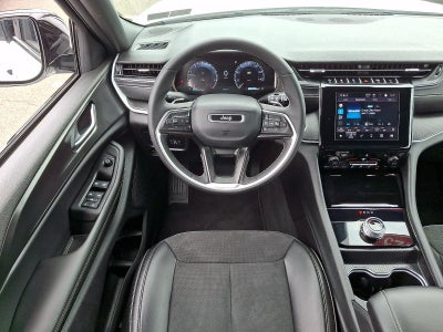 2025 Jeep Grand Cherokee Altitude 4x4