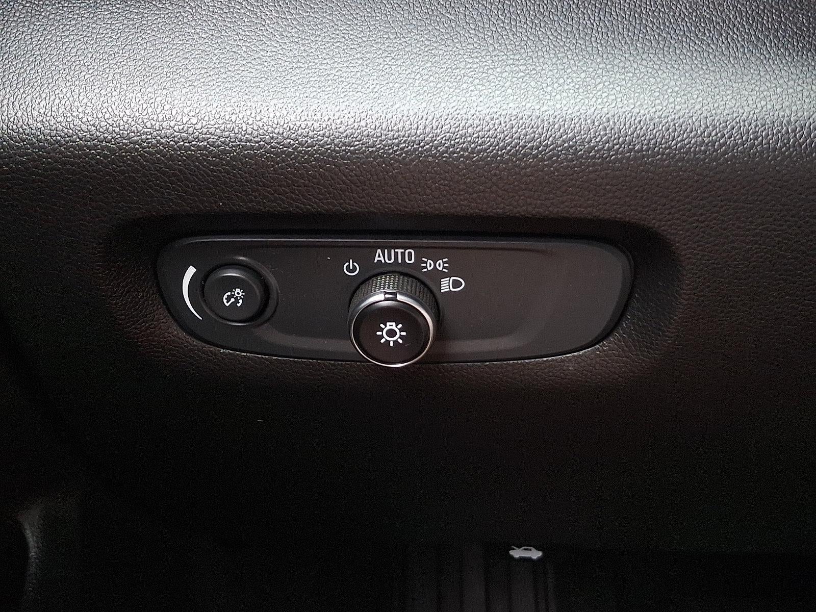 2023 Chevrolet Traverse AWD 2LT