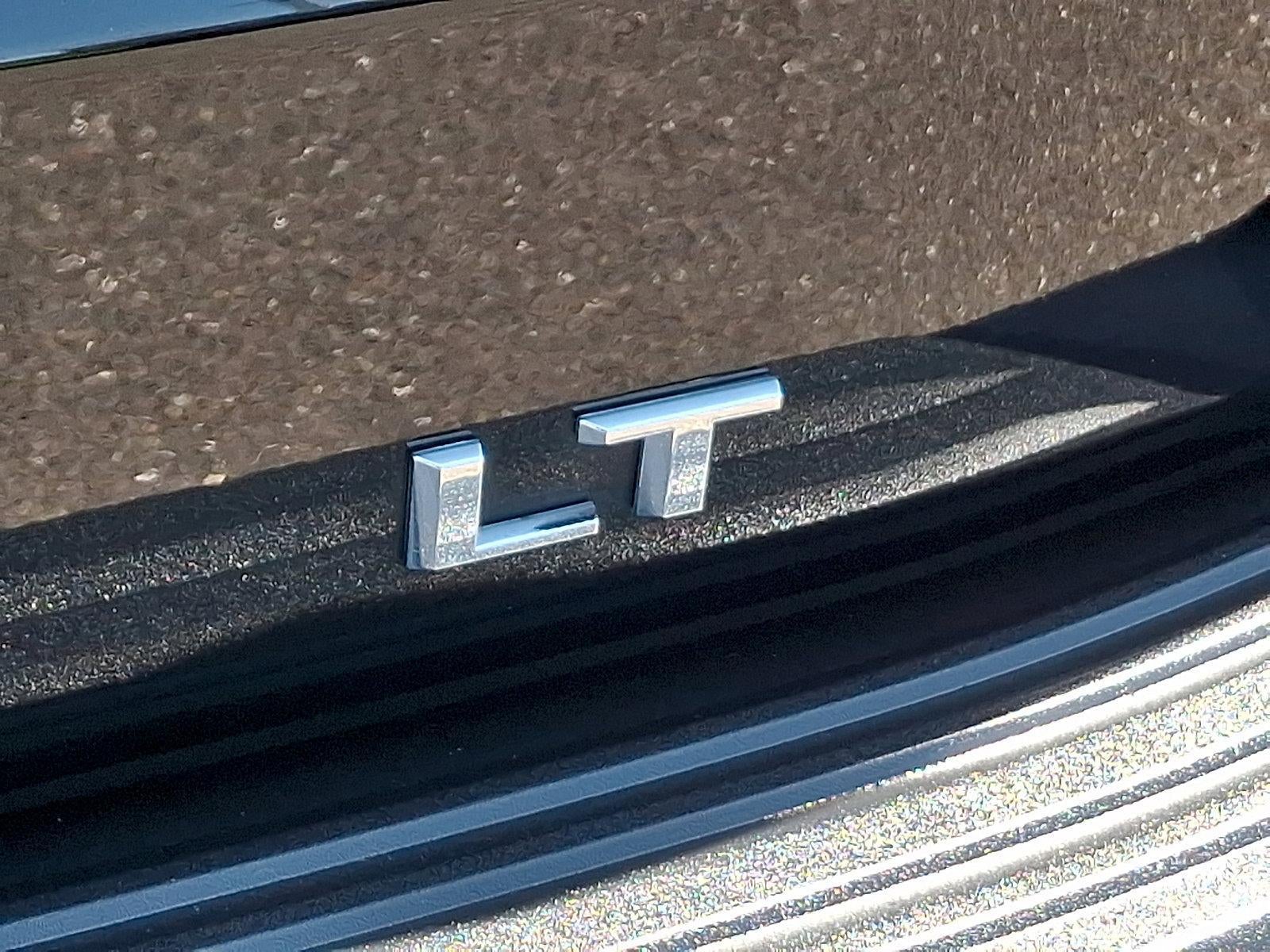 2023 Chevrolet Suburban 4WD LT