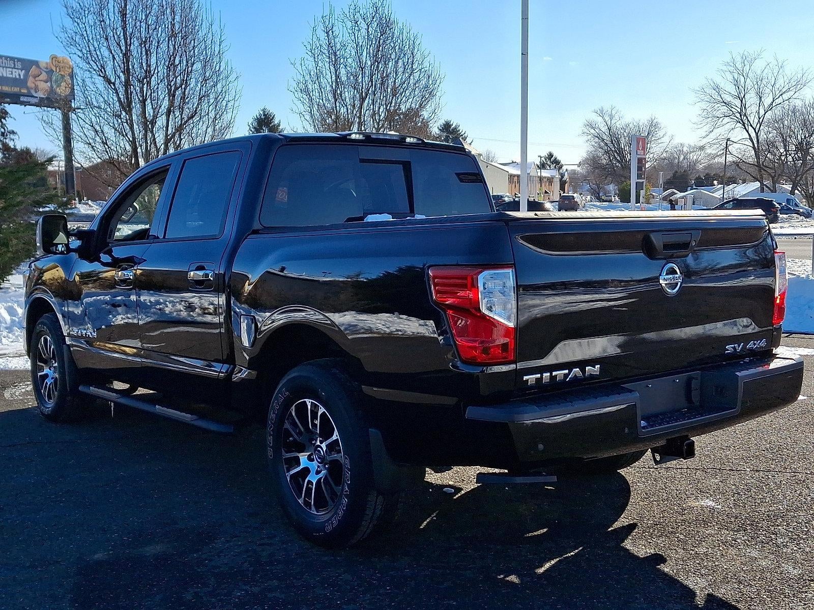 2021 Nissan Titan 4x4 Crew Cab SV