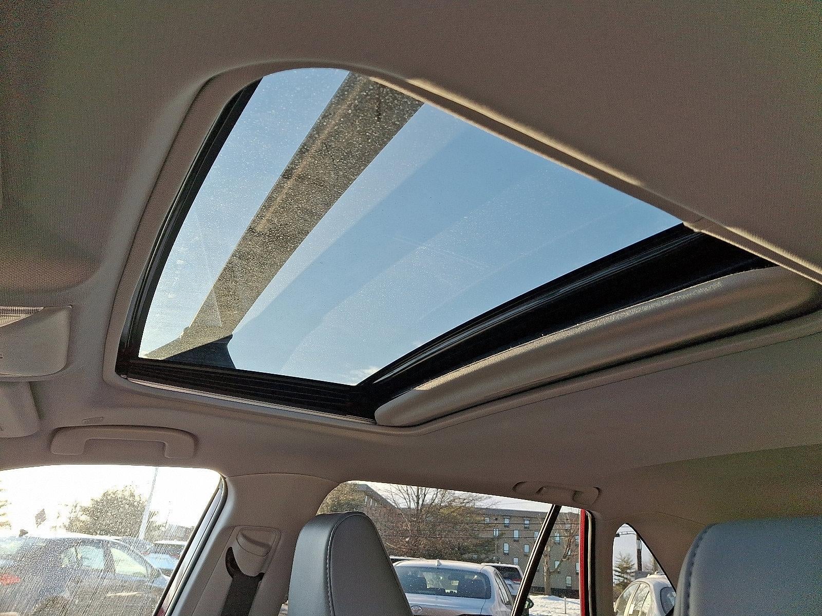 2025 Toyota RAV4 XLE Premium AWD (Natl)