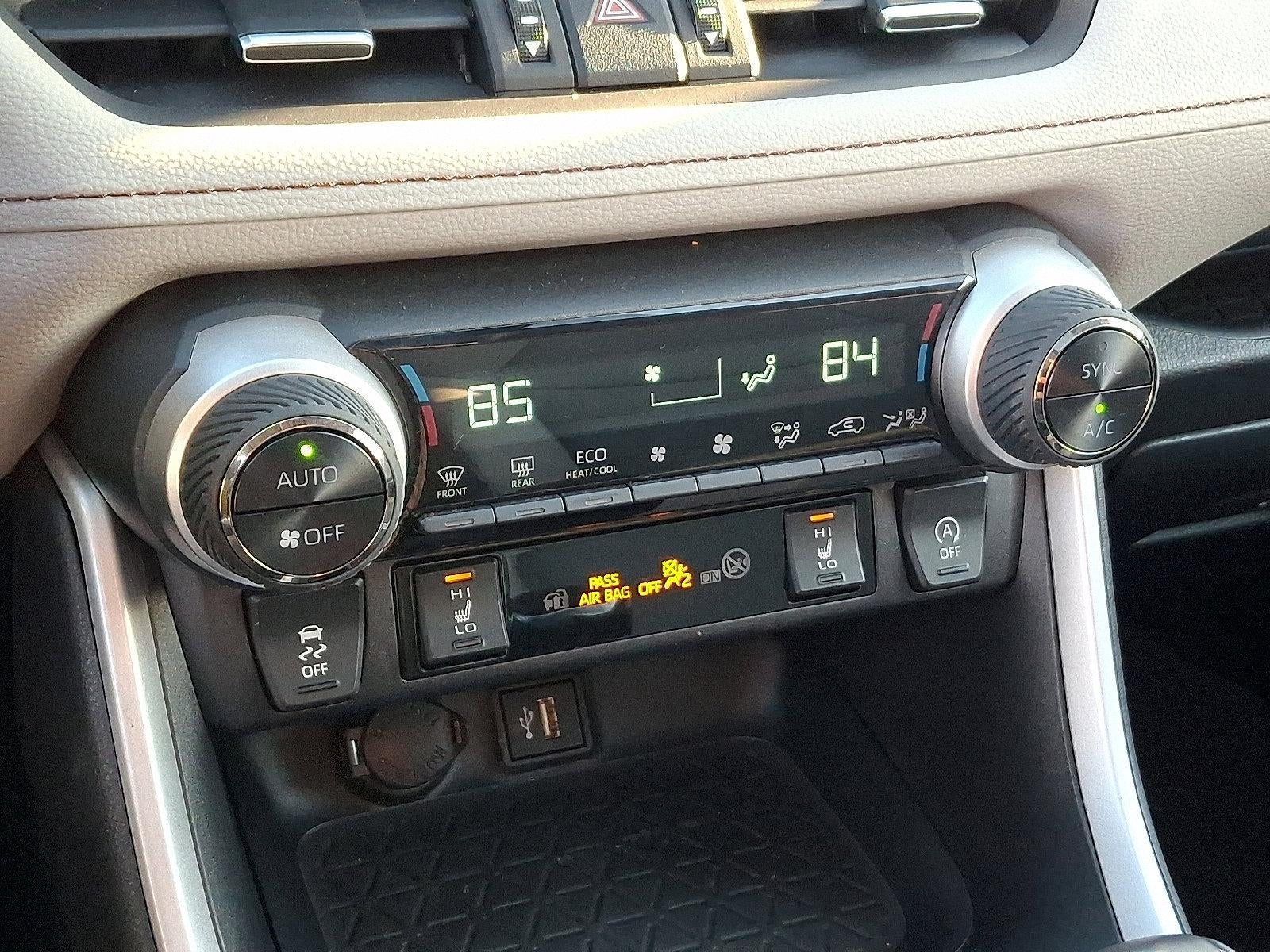 2025 Toyota RAV4 XLE Premium AWD (Natl)