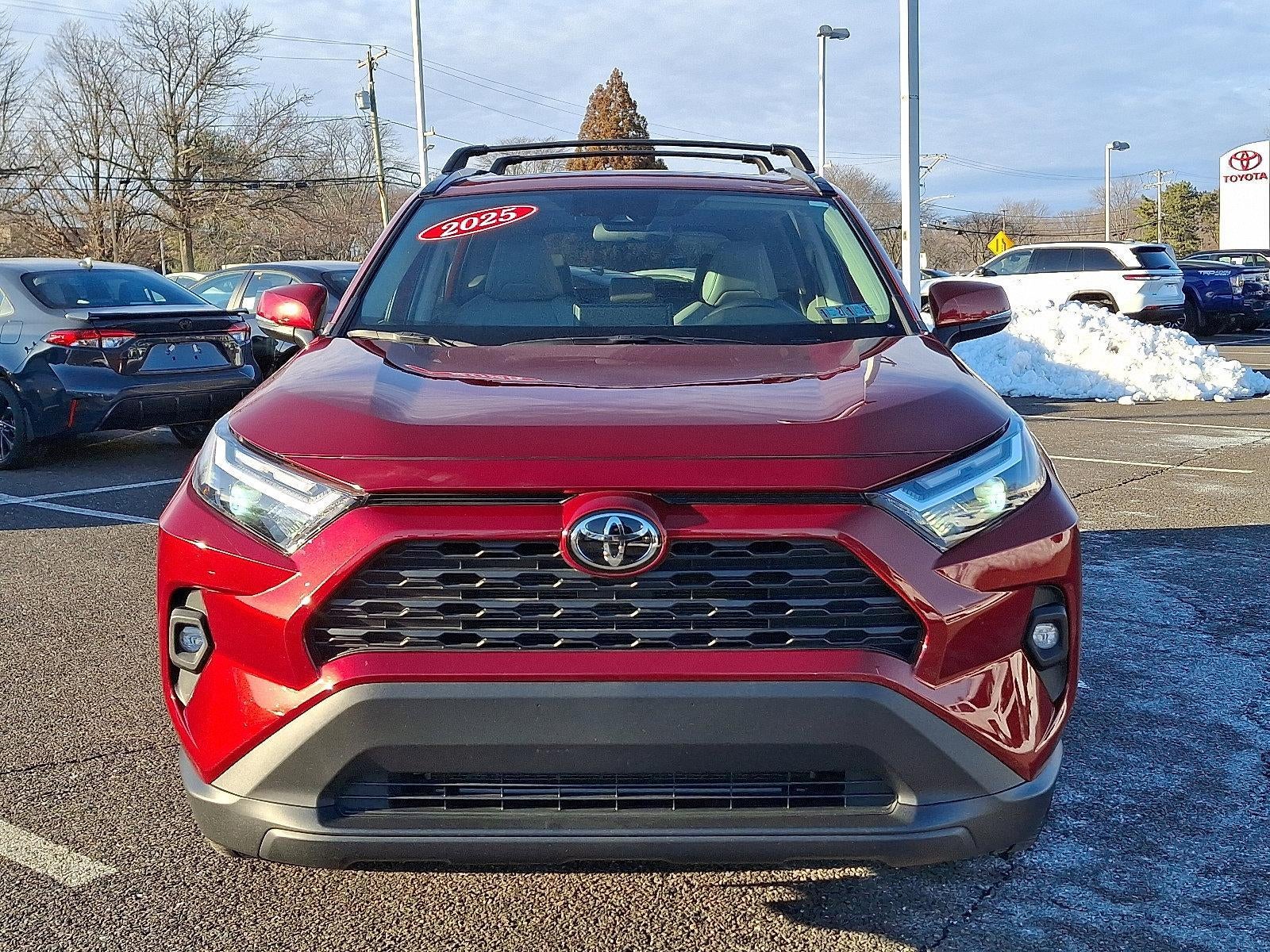 2025 Toyota RAV4 XLE Premium AWD (Natl)