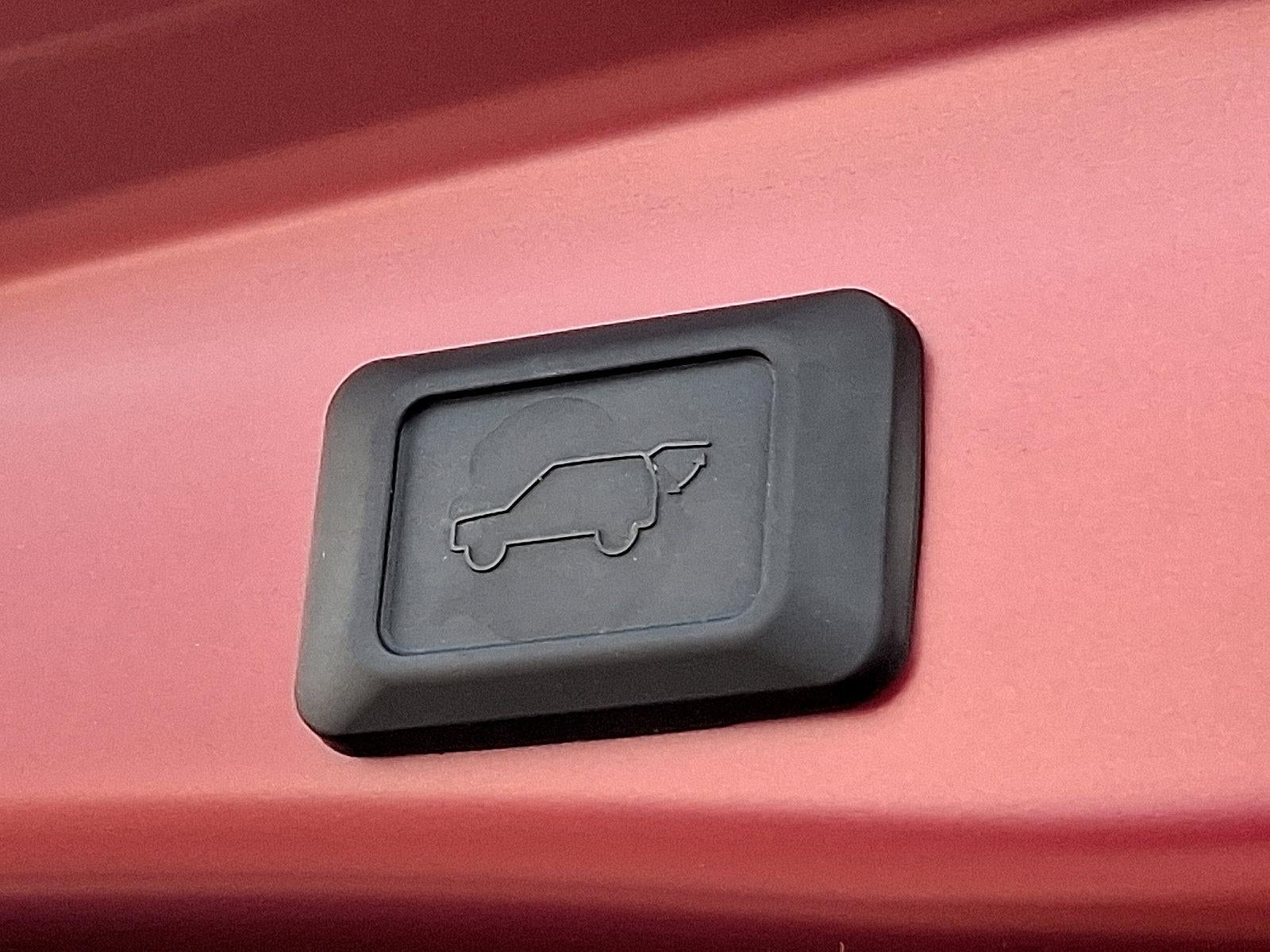 2025 Toyota RAV4 XLE Premium AWD (Natl)