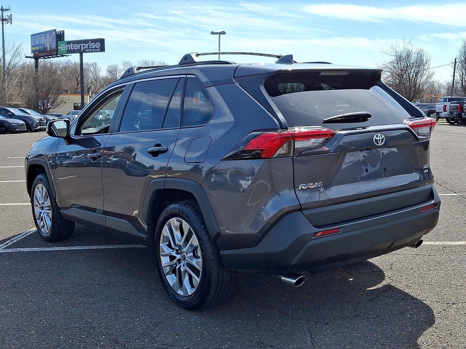 2025 Toyota RAV4 XLE Premium AWD (Natl)