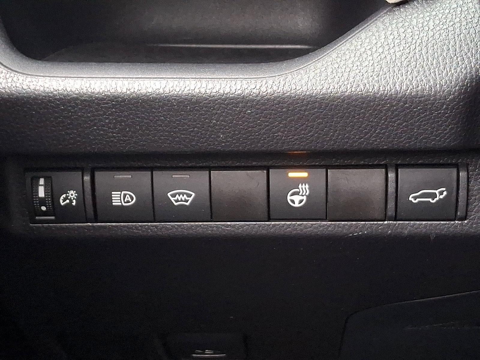 2025 Toyota RAV4 XLE Premium AWD (Natl)