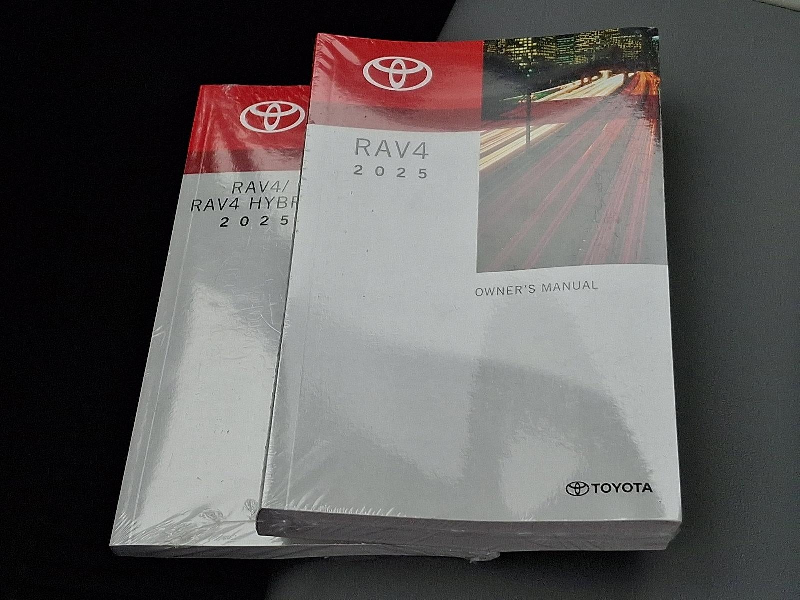 2025 Toyota RAV4 XLE Premium AWD (Natl)