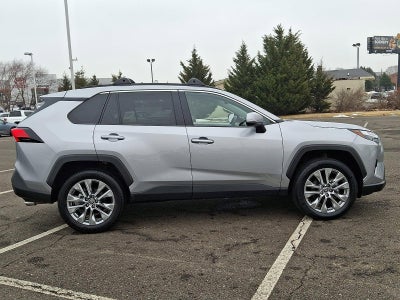 2025 Toyota RAV4 XLE Premium AWD (Natl)