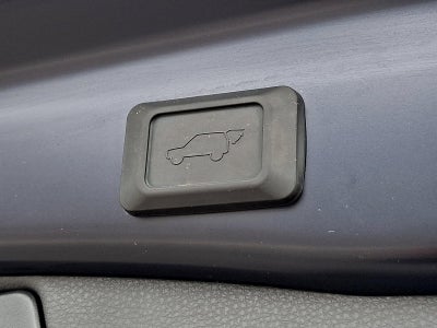 2025 Toyota RAV4 XLE Premium AWD (Natl)