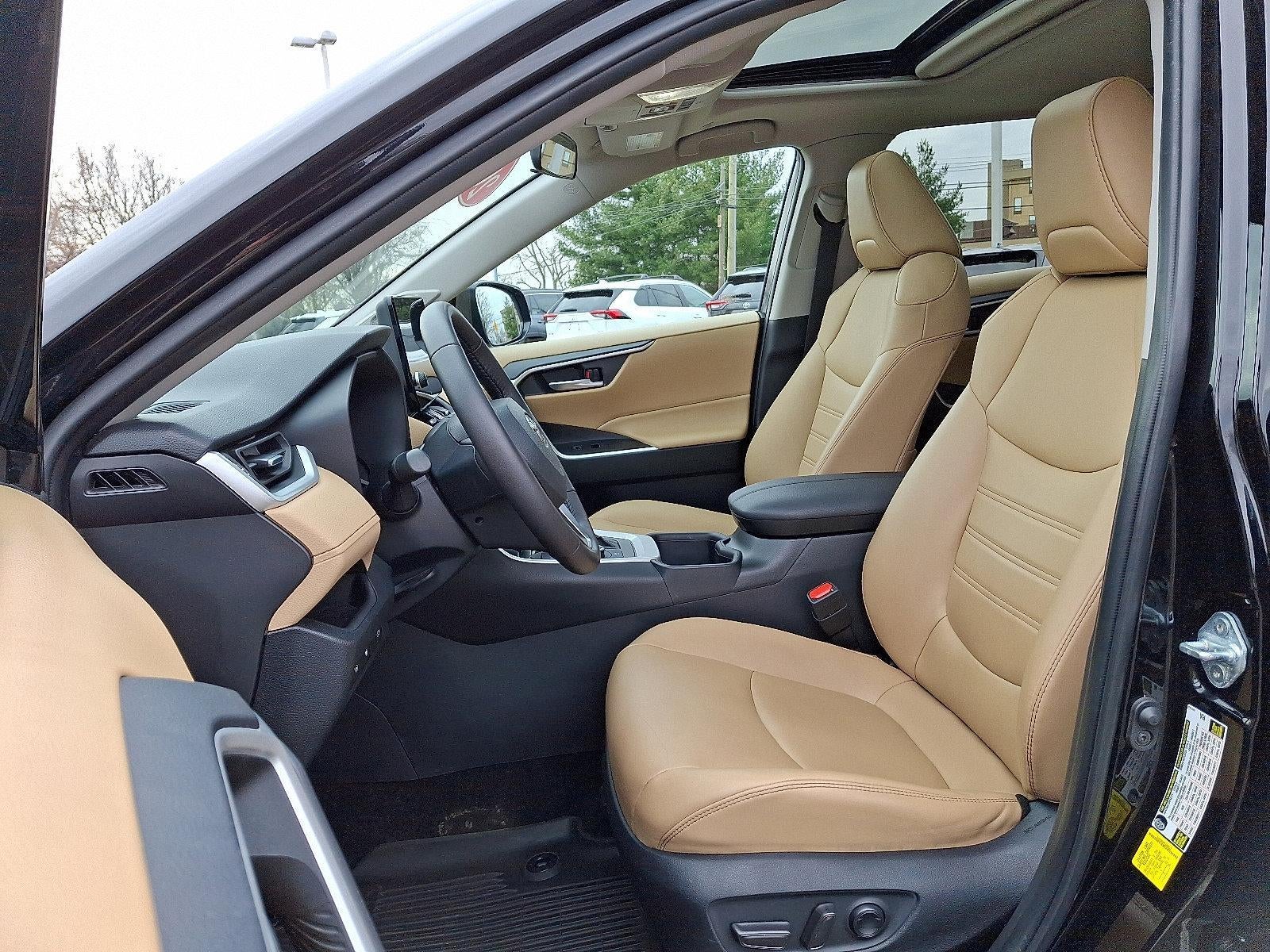 2024 Toyota RAV4 Hybrid XLE Premium AWD (Natl)