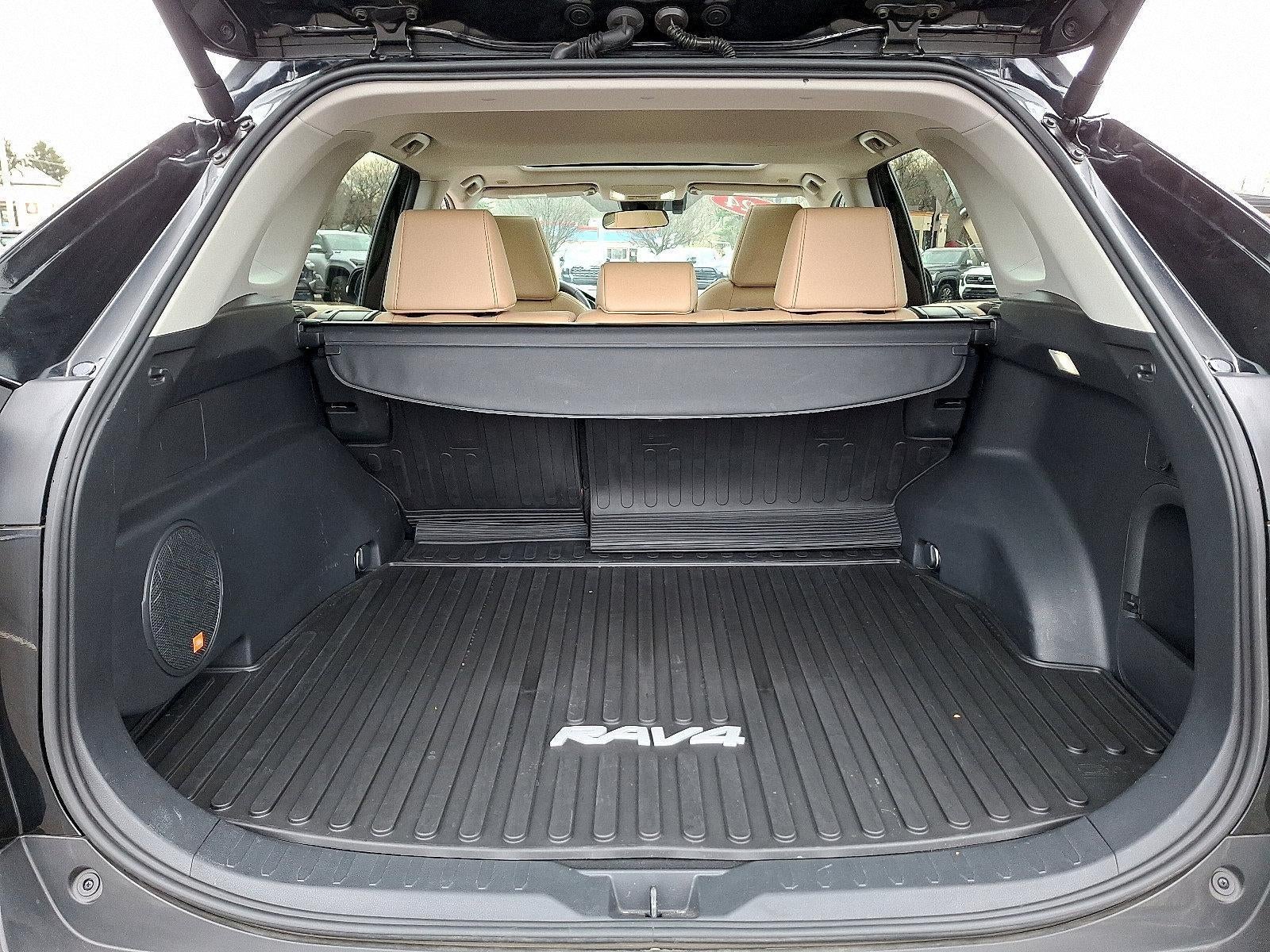 2024 Toyota RAV4 Hybrid XLE Premium AWD (Natl)