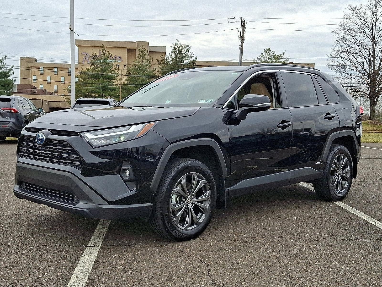 2024 Toyota RAV4 Hybrid XLE Premium AWD (Natl)