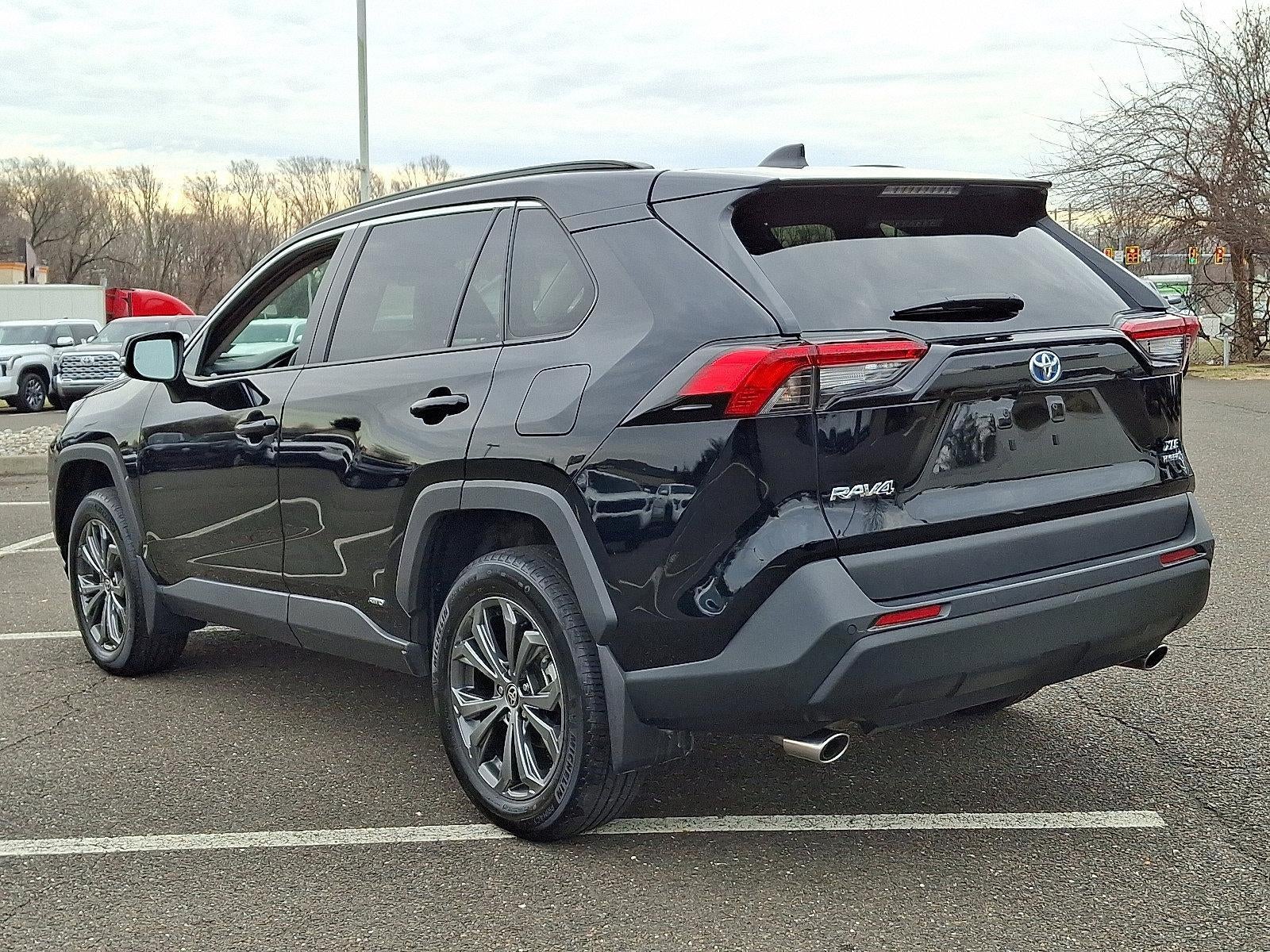 2024 Toyota RAV4 Hybrid XLE Premium AWD (Natl)