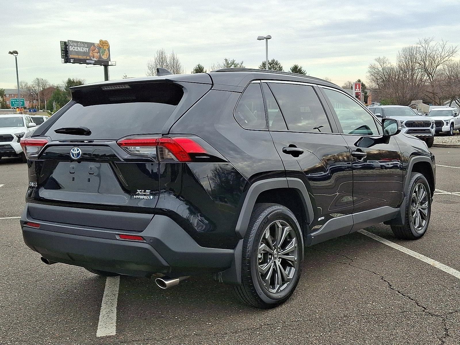 2024 Toyota RAV4 Hybrid XLE Premium AWD (Natl)