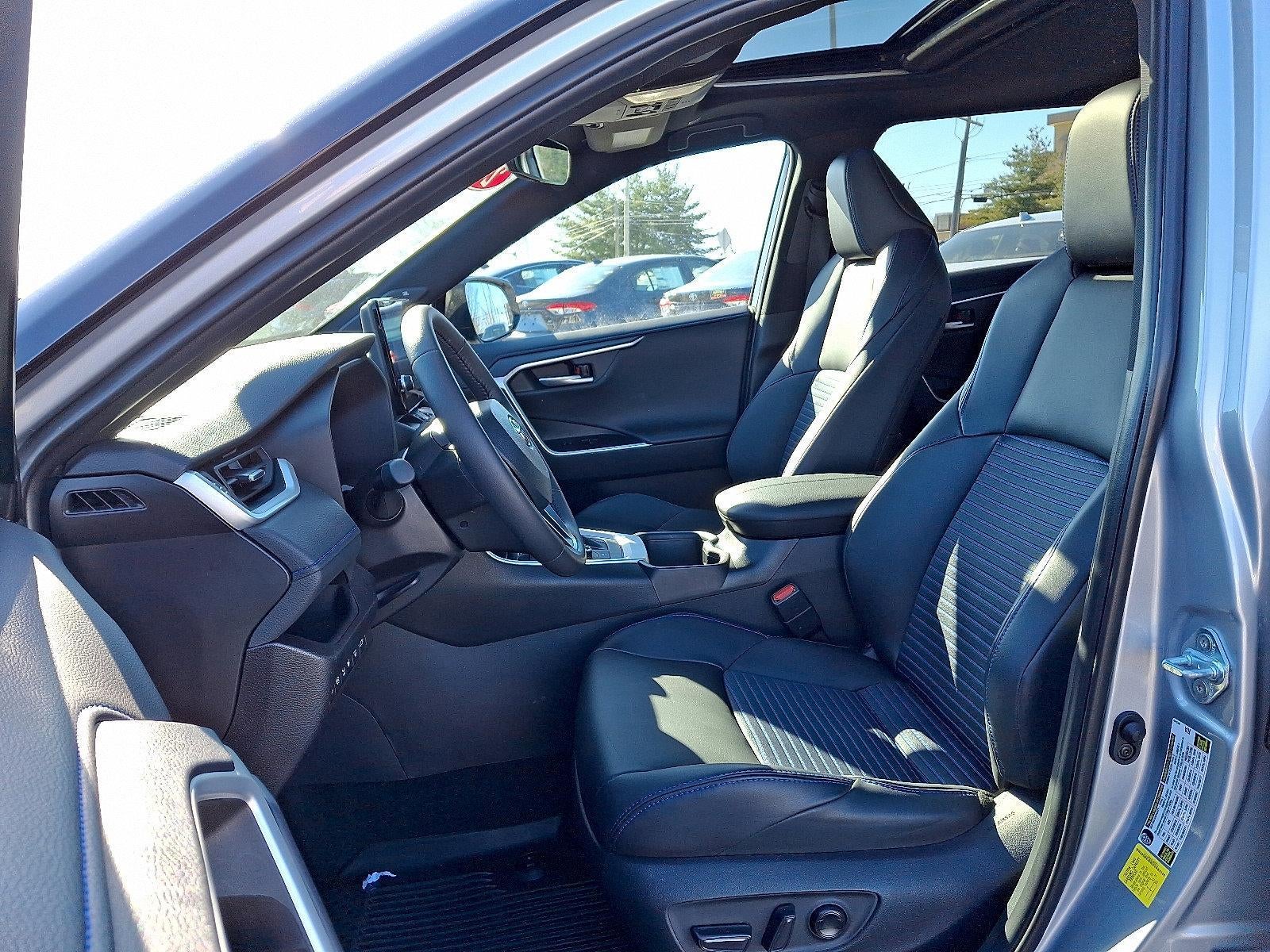 2024 Toyota RAV4 Hybrid XSE AWD (Natl)