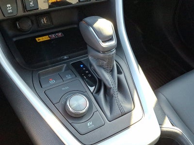 2024 Toyota RAV4 Hybrid XSE AWD (Natl)