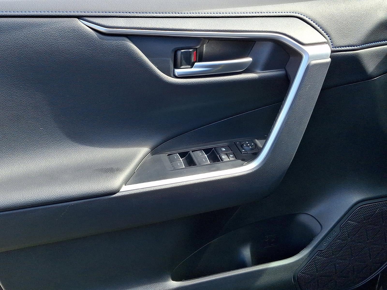 2025 Toyota RAV4 Hybrid XSE AWD (Natl)