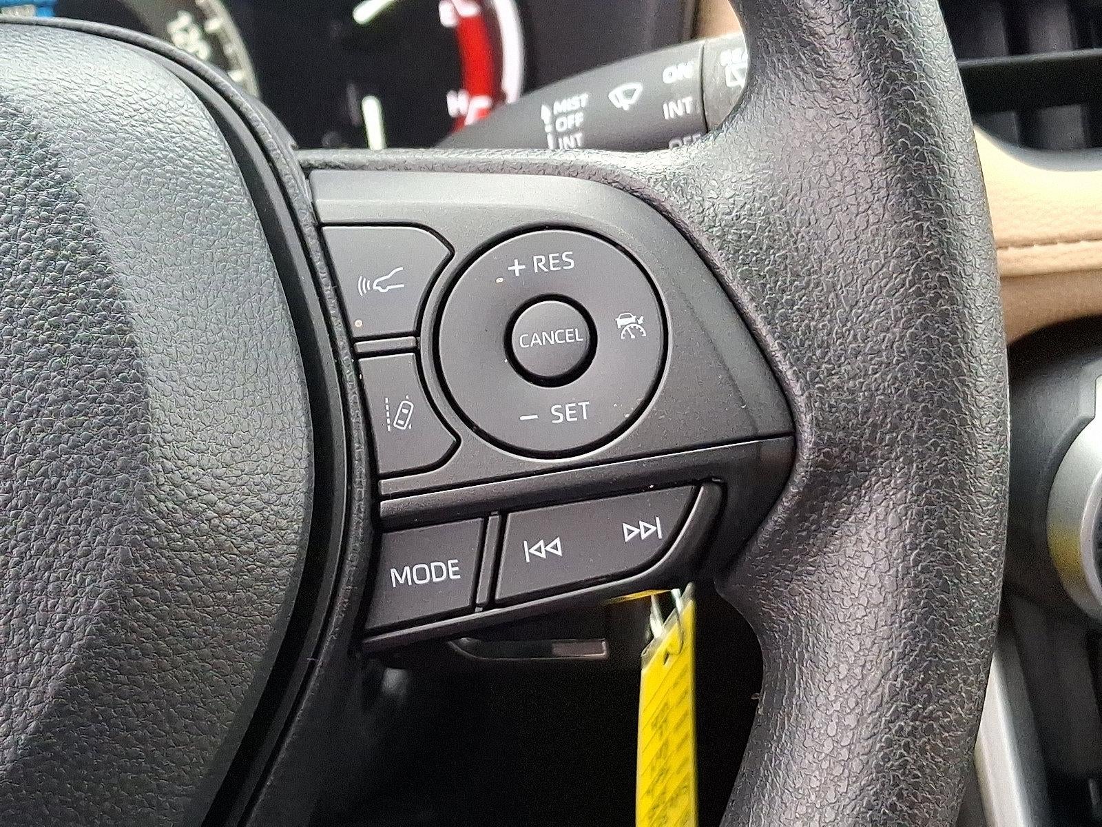 2025 Toyota RAV4 LE AWD (Natl)