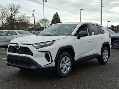 2025 Toyota RAV4 LE AWD (Natl)