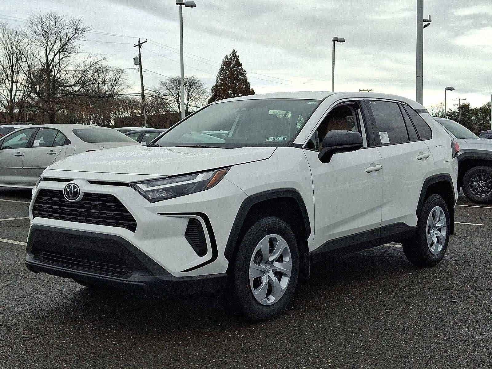 2025 Toyota RAV4 LE AWD (Natl)